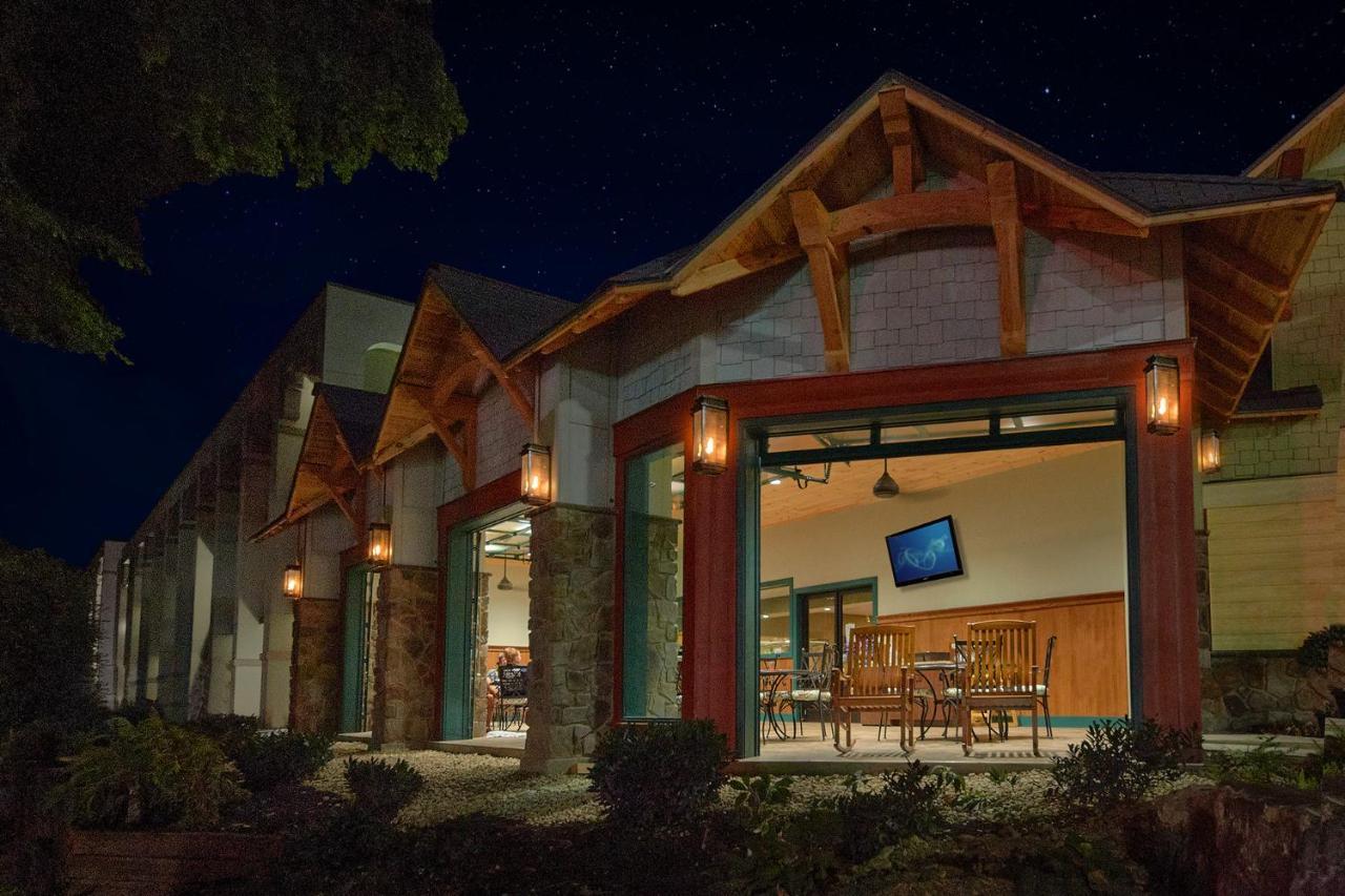 The Inn On The River Pigeon Forge Exteriér fotografie